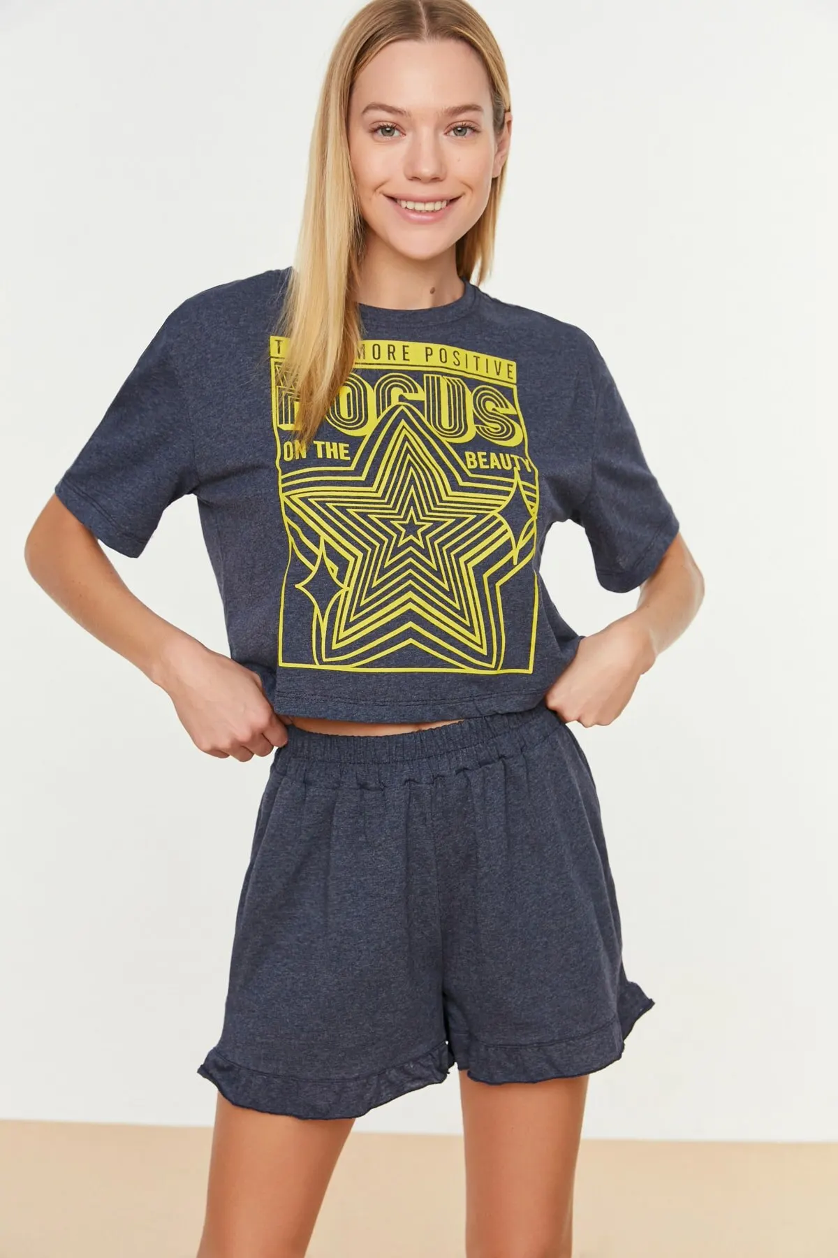 Женская пижама с принтом слогана, трикотажная пижама для сна и отдыха, одежда для сна, ночная рубашка, Ночной костюм, повседневная домашняя о... 
Женская пижама с принтом слогана, трикотажная пижама для сна и отдыха, одежда для сна, ночная рубашка, Ночной костюм, повседневная домашняя о...