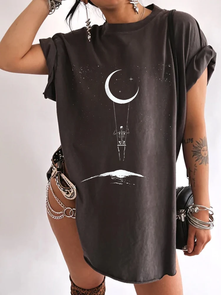 Funny Skeletons In Space Print Women T-shirt Short Sleeve Side Slit Summer Tee Shirt 90s Femme Vintage Tee Shirt Harajuku Tops
Funny Skeletons In Space Print Women T-shirt Short Sleeve Side Slit Summer Tee Shirt 90s Femme Vintage Tee Shirt Harajuku Tops
