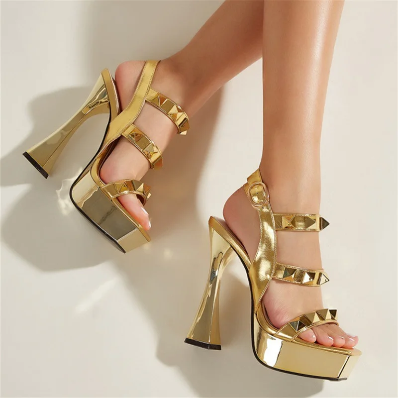 Женские босоножки на платформе, праздничные сандалии с заклепками, обувь на высоком массивном каблуке, дизайнерские дамские босоножки с ре...
Женские босоножки на платформе, праздничные сандалии с заклепками, обувь на высоком массивном каблуке, дизайнерские дамские босоножки с ре...