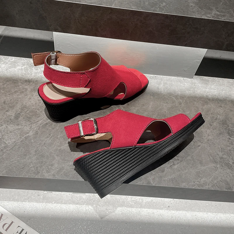 Shoes for Women 2023 Hot Sale Buckle Strap Women's Sandals Mature and Simple Daily Sandals Thick Sole Open Toe Beach Sandals
Shoes for Women 2023 Hot Sale Buckle Strap Women's Sandals Mature and Simple Daily Sandals Thick Sole Open Toe Beach Sandals