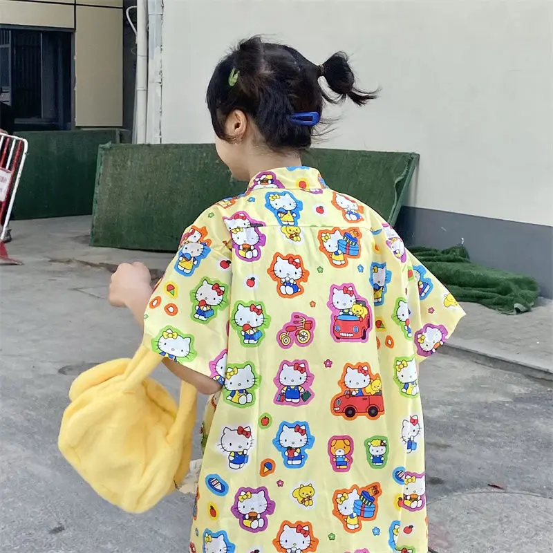 Sanrios kawaii аниме Hello Kitty милый мультяшный Летний Новый Ретро рубашка с коротким рукавом женский свободный милый топ подарок на день рождения
Sanrios kawaii аниме Hello Kitty милый мультяшный Летний Новый Ретро рубашка с коротким рукавом женский свободный милый топ подарок на день рождения