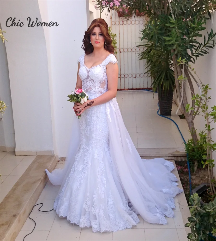 Overskirt Lace Mermaid Wedding Dress 2023 Elegant White Boho Beach Bridal Gowns Floor Length See Through Dubai Vestido De Noiva 
Overskirt Lace Mermaid Wedding Dress 2023 Elegant White Boho Beach Bridal Gowns Floor Length See Through Dubai Vestido De Noiva