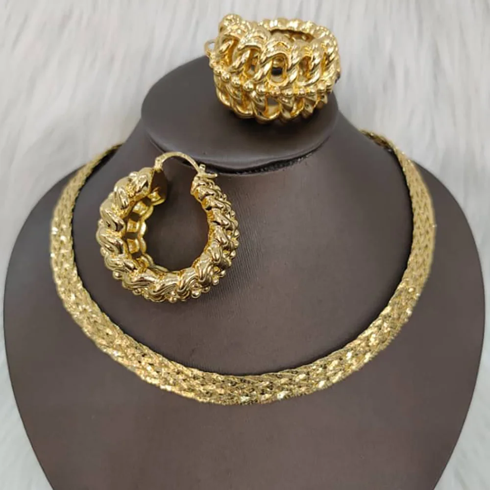 Dubai Gold Color Jewelry Set for Women Punk Chain Necklace and Earrings 2PCS Set for African Weddings Party Bride Gifts
Dubai Gold Color Jewelry Set for Women Punk Chain Necklace and Earrings 2PCS Set for African Weddings Party Bride Gifts