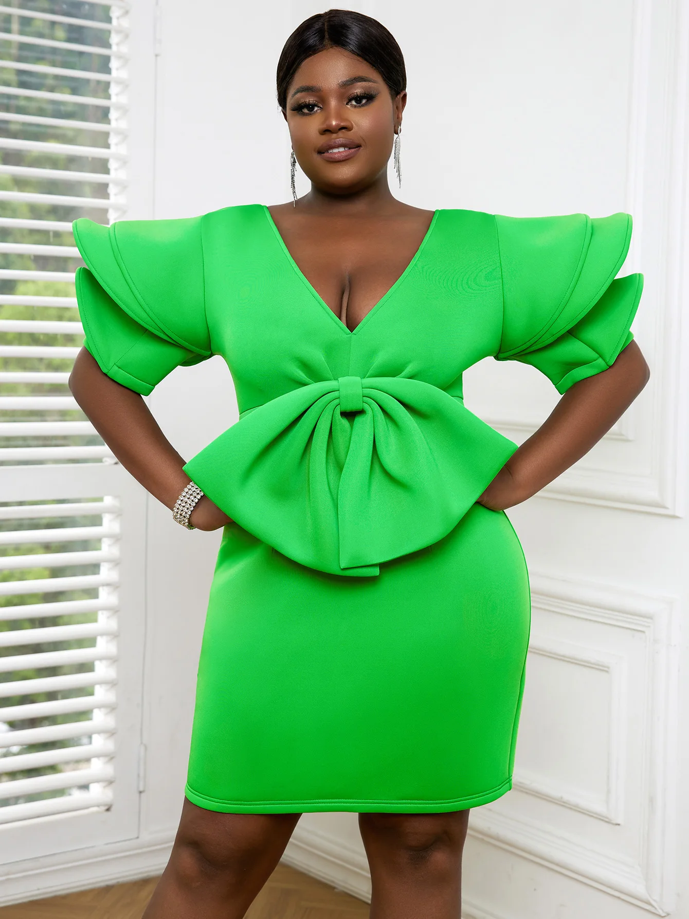 Summer Dress for Woman 2023 Green Flying Sleeve V Neck Gown Big Bow African Package Hips Prom Celebrate Event Party Vestido
Summer Dress for Woman 2023 Green Flying Sleeve V Neck Gown Big Bow African Package Hips Prom Celebrate Event Party Vestido