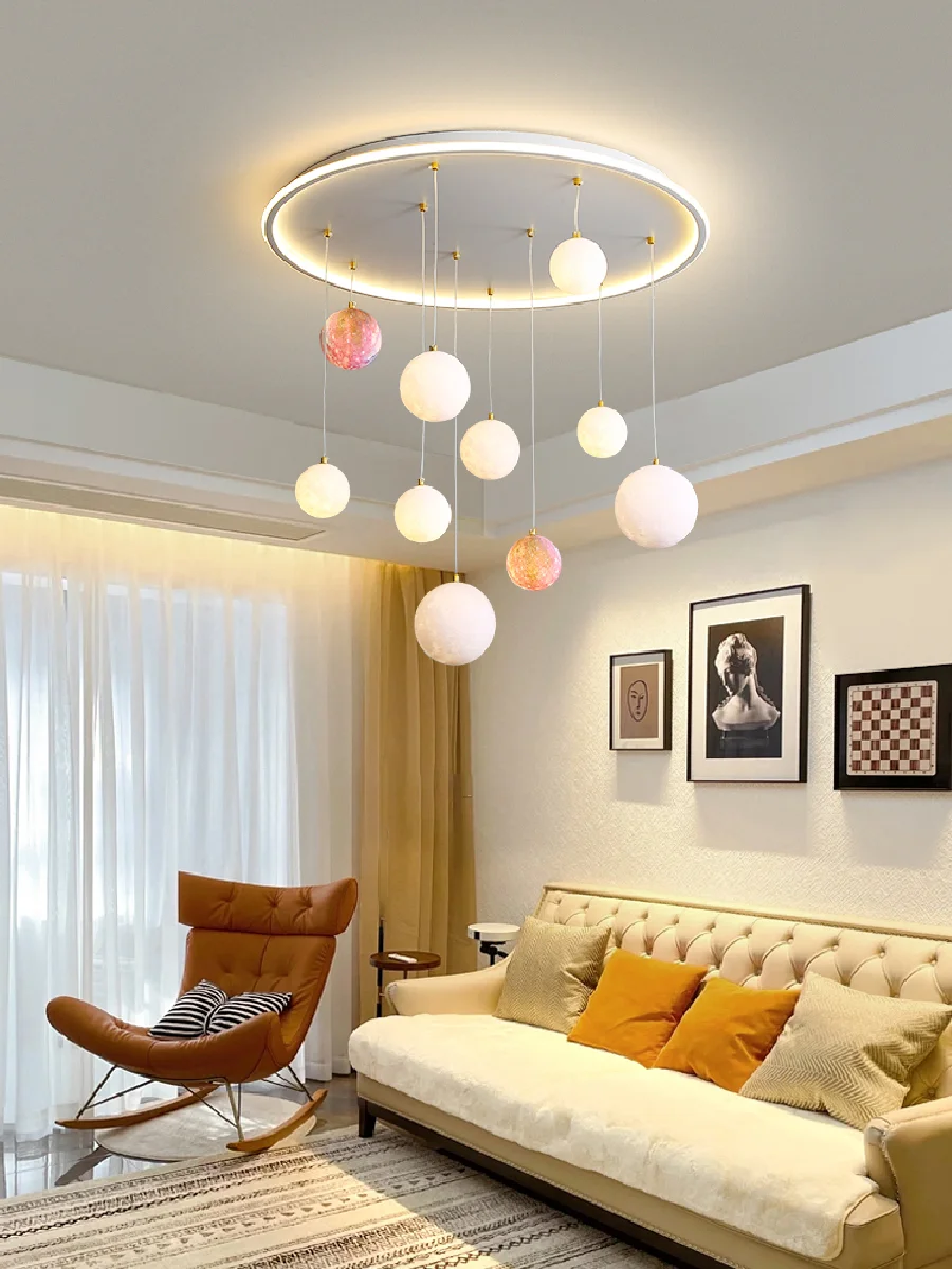 Светодиодная люстра со звездными шариками, Простой Современный домашний декор для детской комнаты, гостиной, лестницы, детской комнаты
Светодиодная люстра со звездными шариками, Простой Современный домашний декор для детской комнаты, гостиной, лестницы, детской комнаты