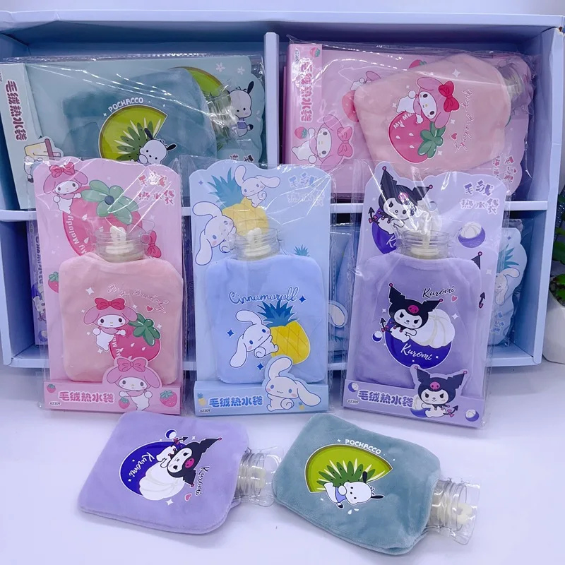 Sanrio мультяшная сумка для горячей воды для инъекций детская портативная теплая ручная сумка для студенческого общежития зимняя теплая ручная сумка оптовая продажа
Sanrio мультяшная сумка для горячей воды для инъекций детская портативная теплая ручная сумка для студенческого общежития зимняя теплая ручная сумка оптовая продажа