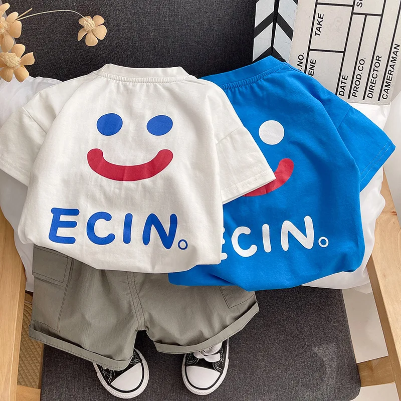 Baby clothing loungewear Summer boys' cotton short-sleeved cute magenta pocket shorts 2PCS
Baby clothing loungewear Summer boys' cotton short-sleeved cute magenta pocket shorts 2PCS