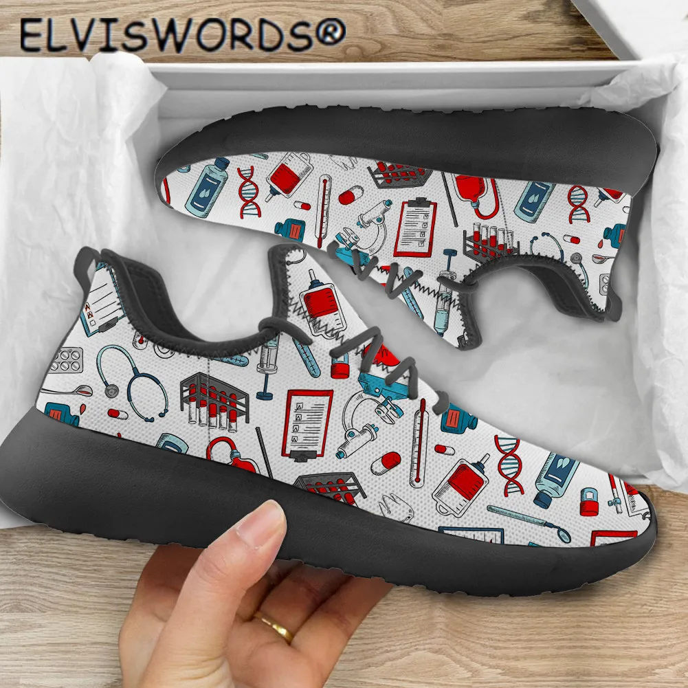 Кроссовки ELVISWORDS женские, мультяшное медицинское оборудование, стетоскоп, дышащие, Нескользящие, на плоской подошве, на шнуровке, зимние
Кроссовки ELVISWORDS женские, мультяшное медицинское оборудование, стетоскоп, дышащие, Нескользящие, на плоской подошве, на шнуровке, зимние