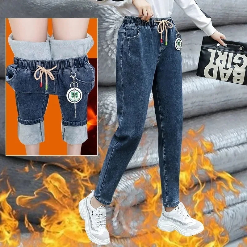 Hot jeans,2023 Winter Baggy Warm Fleece Lined Harem Jeans Women Vintage Drawstring Denim Pants Plus Velvet Thicken Capris Pantal
Hot jeans,2023 Winter Baggy Warm Fleece Lined Harem Jeans Women Vintage Drawstring Denim Pants Plus Velvet Thicken Capris Pantal