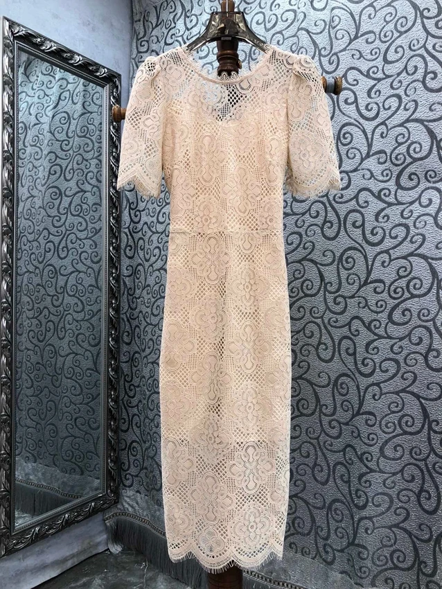 2023 new women's fashion short-sleeved round neck perspective hollowed out V-neck halter slim-fit mid-skirt elegant dress 0702
2023 new women's fashion short-sleeved round neck perspective hollowed out V-neck halter slim-fit mid-skirt elegant dress 0702