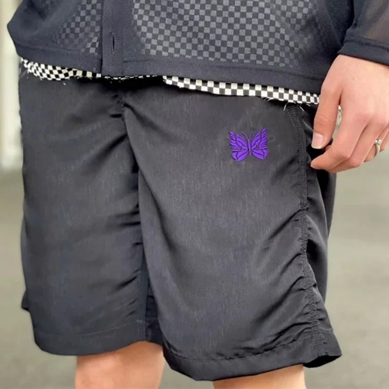 Black Needles Nylon Shorts Men Women Purple Butterfly Logo Needles Shorts High Street Mesh AWGE Breeches y2k
Black Needles Nylon Shorts Men Women Purple Butterfly Logo Needles Shorts High Street Mesh AWGE Breeches y2k