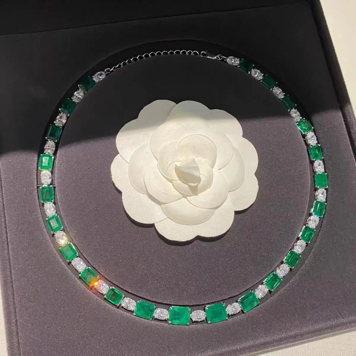 New Trendy Tourmaline Sweater Necklace 925 Sterling Silver Geometric Emerald Chokers Ladies Vintage Wedding Fine Jewelry
New Trendy Tourmaline Sweater Necklace 925 Sterling Silver Geometric Emerald Chokers Ladies Vintage Wedding Fine Jewelry