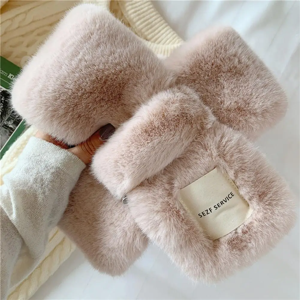 Stylish Ladies Scarf Temperament Faux Collar Imitation Rabbit Fur Thicken Fine Stitching Scarf Female Scarf Dressing
Stylish Ladies Scarf Temperament Faux Collar Imitation Rabbit Fur Thicken Fine Stitching Scarf Female Scarf Dressing