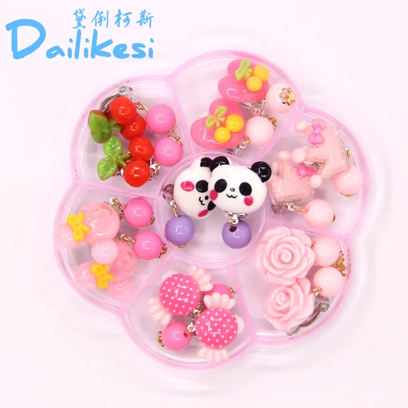 Cute Children's Earrings for Girls Without Ear Piercings for Girls with Tassel Painless Ear Clip Storage Box 7 Pairs
Cute Children's Earrings for Girls Without Ear Piercings for Girls with Tassel Painless Ear Clip Storage Box 7 Pairs