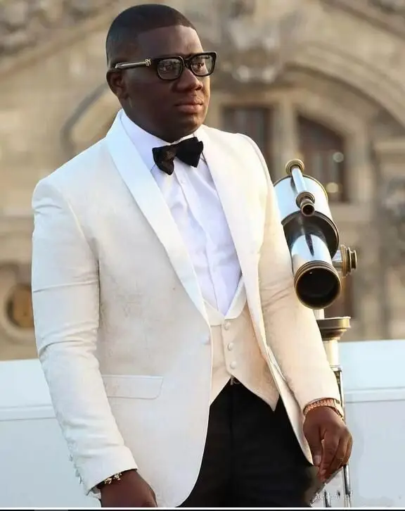New Handsome Ivory Paisley Groom Tuxedos Trim Fit Wedding Men Best Suits Tuxedos Men Party Groomsmen Suits(Jacket+Pants+Vest)
New Handsome Ivory Paisley Groom Tuxedos Trim Fit Wedding Men Best Suits Tuxedos Men Party Groomsmen Suits(Jacket+Pants+Vest)