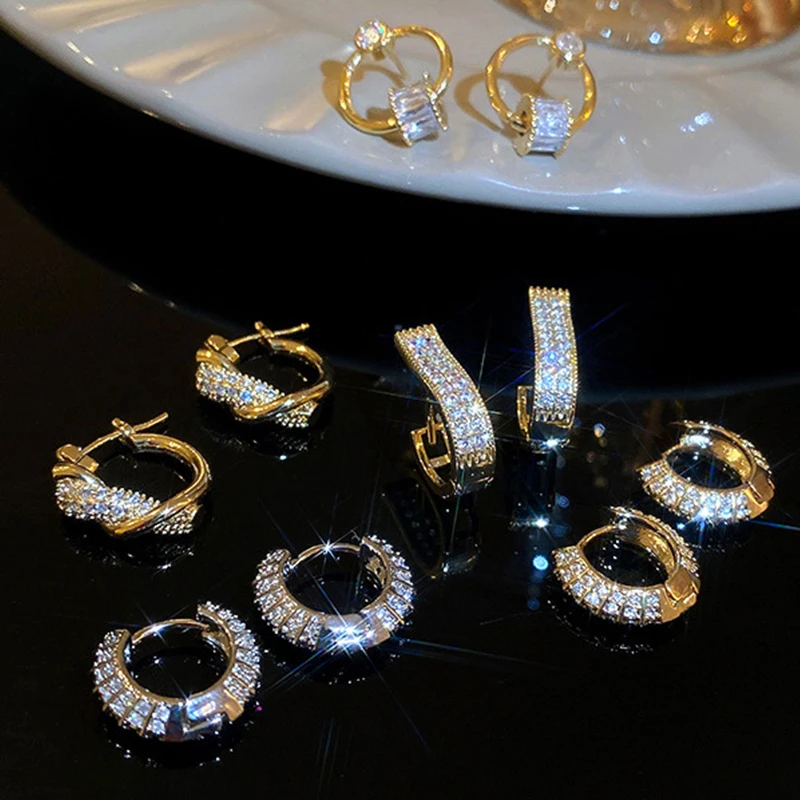 Uilz Little Huggies Hoop Earrings Luxury CZ Accessories Fashion Korean Style Jewelry Circle Earring for Temperament Women
Uilz Little Huggies Hoop Earrings Luxury CZ Accessories Fashion Korean Style Jewelry Circle Earring for Temperament Women