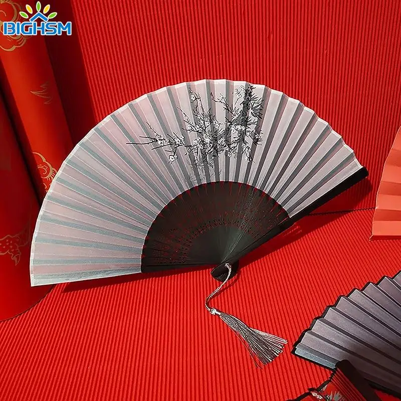Retro Chinese Style Folding Fan Bamboo Hand Fan Wooden Shank Classical Dance Fan With Tassel Elegent Female Fan Home Decor
Retro Chinese Style Folding Fan Bamboo Hand Fan Wooden Shank Classical Dance Fan With Tassel Elegent Female Fan Home Decor
