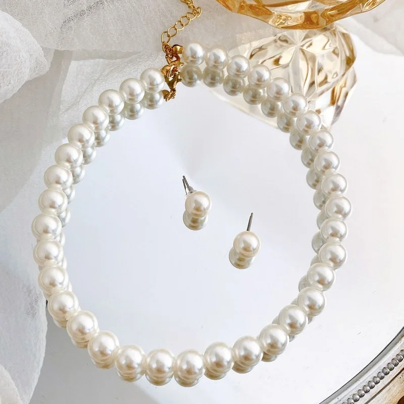 Necklaces For Women 2023 Sexy Accessories Jewelry Trend Simple Vintage Pearl Two-Piece Set Ear Stud Necklace Korean Fashion
Necklaces For Women 2023 Sexy Accessories Jewelry Trend Simple Vintage Pearl Two-Piece Set Ear Stud Necklace Korean Fashion
