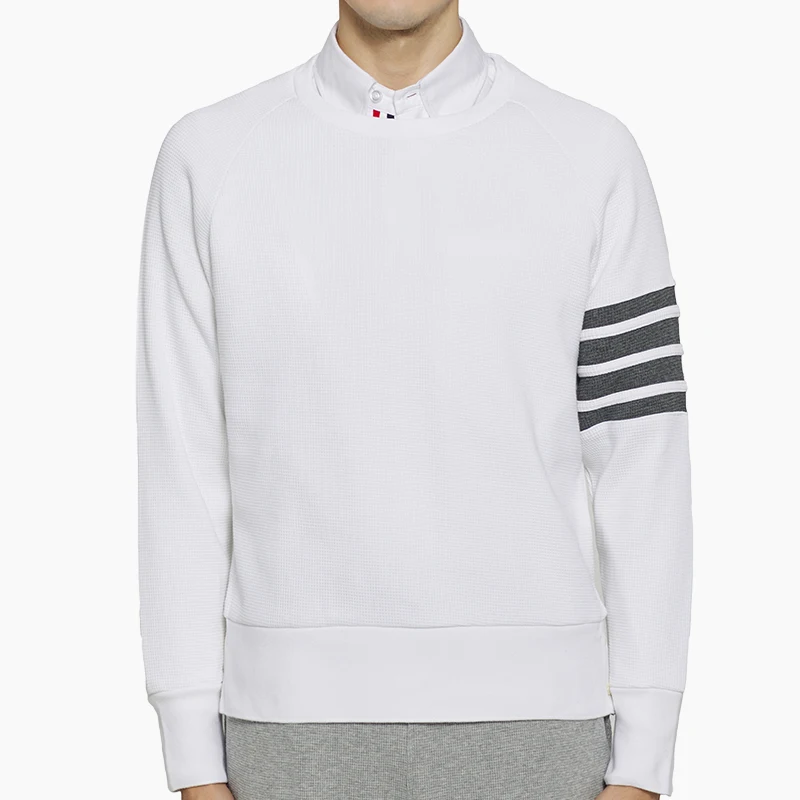 Мужская хлопковая толстовка с капюшоном и круглым вырезом
Мужская хлопковая толстовка с капюшоном и круглым вырезом