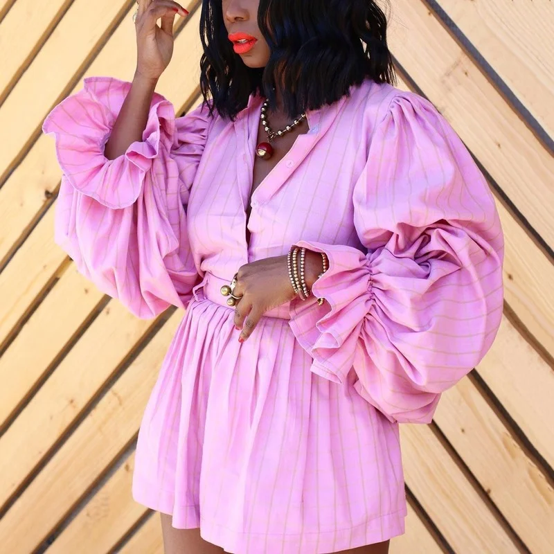 African Women's Lantern Sleeve Shirt Pleated Pants High Waist Single Breasted Pink Fashion High Street Wear Two-piece Jumpsuit
African Women's Lantern Sleeve Shirt Pleated Pants High Waist Single Breasted Pink Fashion High Street Wear Two-piece Jumpsuit