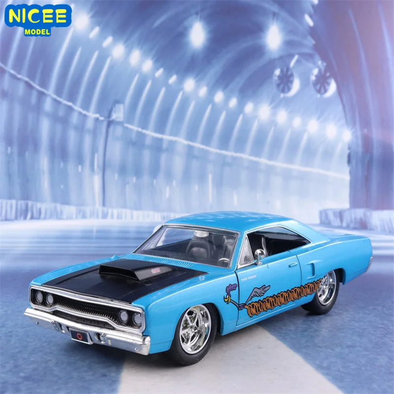 Jada 1:24 1970 Plymouth Roadrunner Coyote High Simulation Diecast Car Metal Alloy Model Car kids toys collection gifts J163
Jada 1:24 1970 Plymouth Roadrunner Coyote High Simulation Diecast Car Metal Alloy Model Car kids toys collection gifts J163