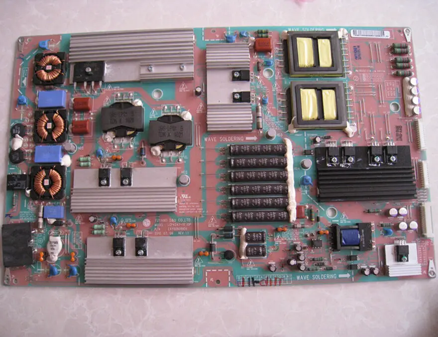 Для LG 55LE5300 55LE550 0 плата питания LGP4247-10 10p EAY60908801 протестирована
Для LG 55LE5300 55LE550 0 плата питания LGP4247-10 10p EAY60908801 протестирована