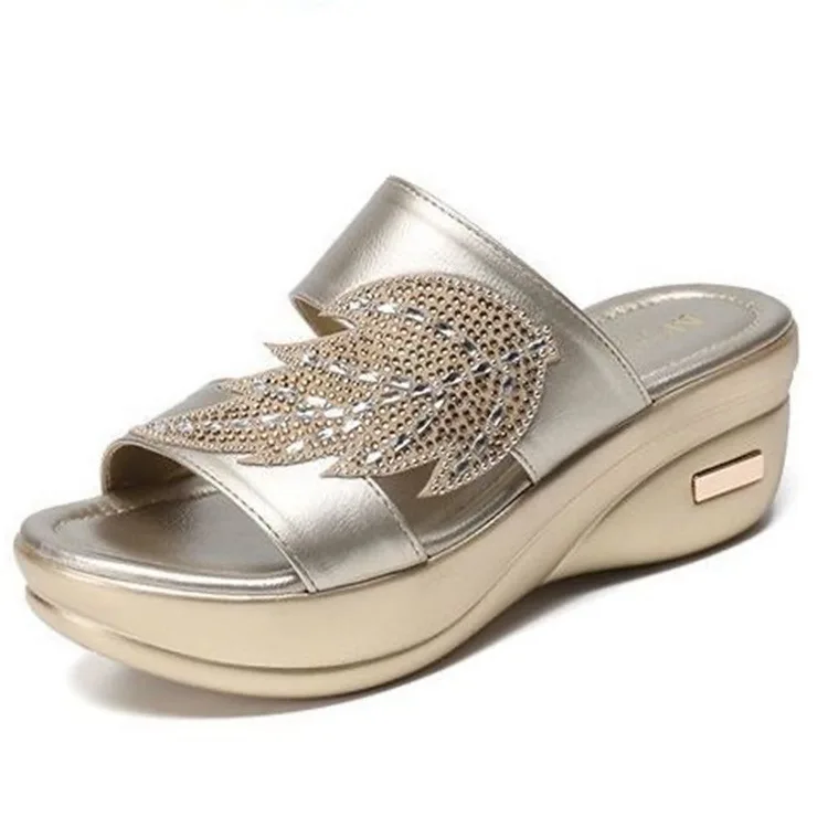 2022 new Women Summer Slippers Ladies Glitter PU Wedges Shoes Female Casual Slingbacks Sandals Comfortable Platform Woman
2022 new Women Summer Slippers Ladies Glitter PU Wedges Shoes Female Casual Slingbacks Sandals Comfortable Platform Woman