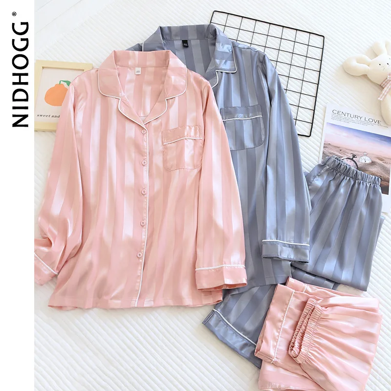 New Couple Pajamas Suit Ice Silk Long-Sleeve Sleepwear Silky Satin Women Home Service Set Men Pijamas Mujer Feminino Pyjama 2pcs
New Couple Pajamas Suit Ice Silk Long-Sleeve Sleepwear Silky Satin Women Home Service Set Men Pijamas Mujer Feminino Pyjama 2pcs