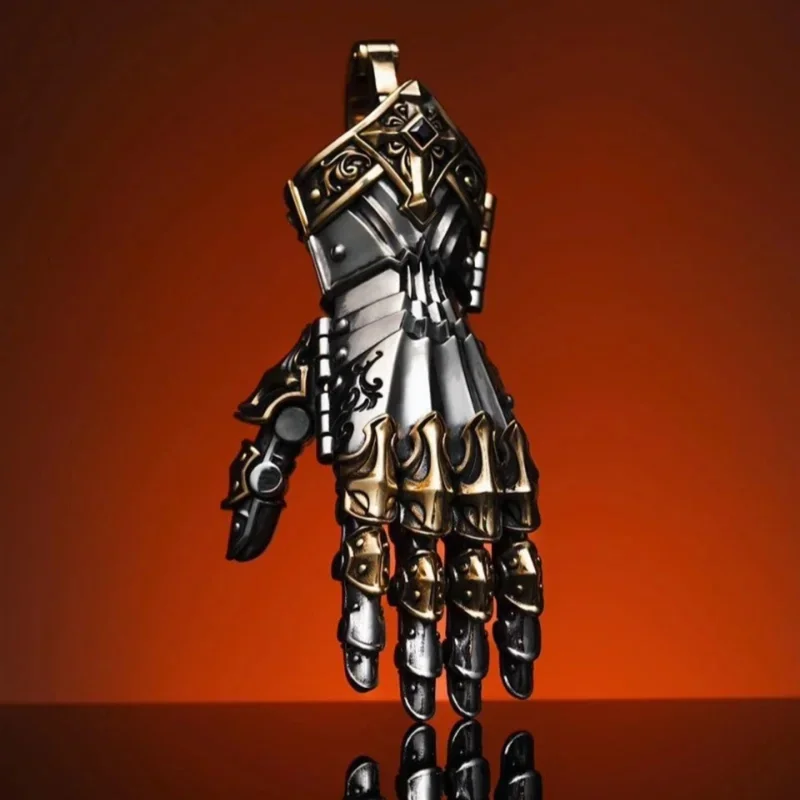 Медный готический браслет
Медный готический браслет