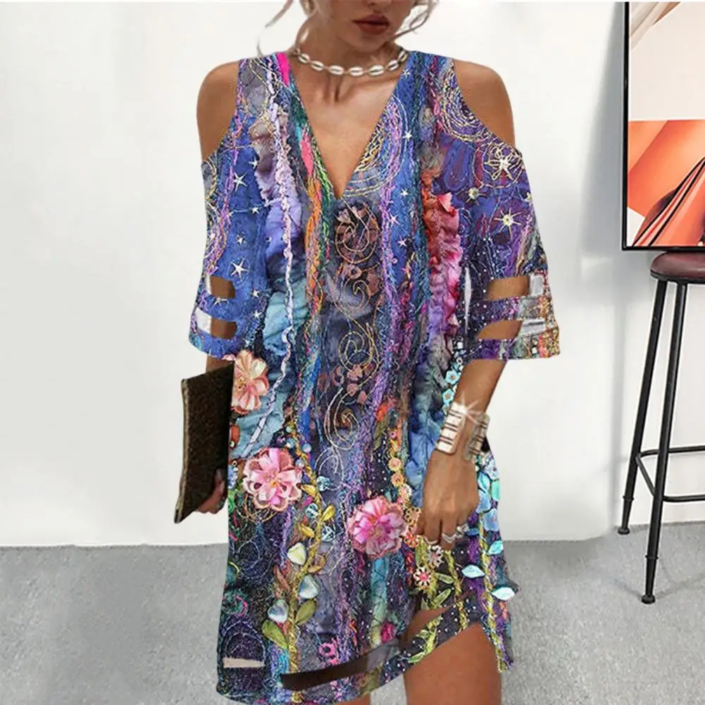Ladies Dress Deep V-neck Mini Dress Contrast Color Beach Mini Dress 
Ladies Dress Deep V-neck Mini Dress Contrast Color Beach Mini Dress