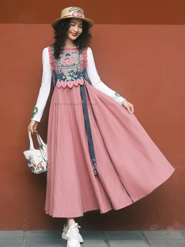 Chinese Vintage Hanfu Dress Women National Flower Embroidery Dress Traditional Dance Costume Princess Dress Folk Dance Suit P1
Chinese Vintage Hanfu Dress Women National Flower Embroidery Dress Traditional Dance Costume Princess Dress Folk Dance Suit P1