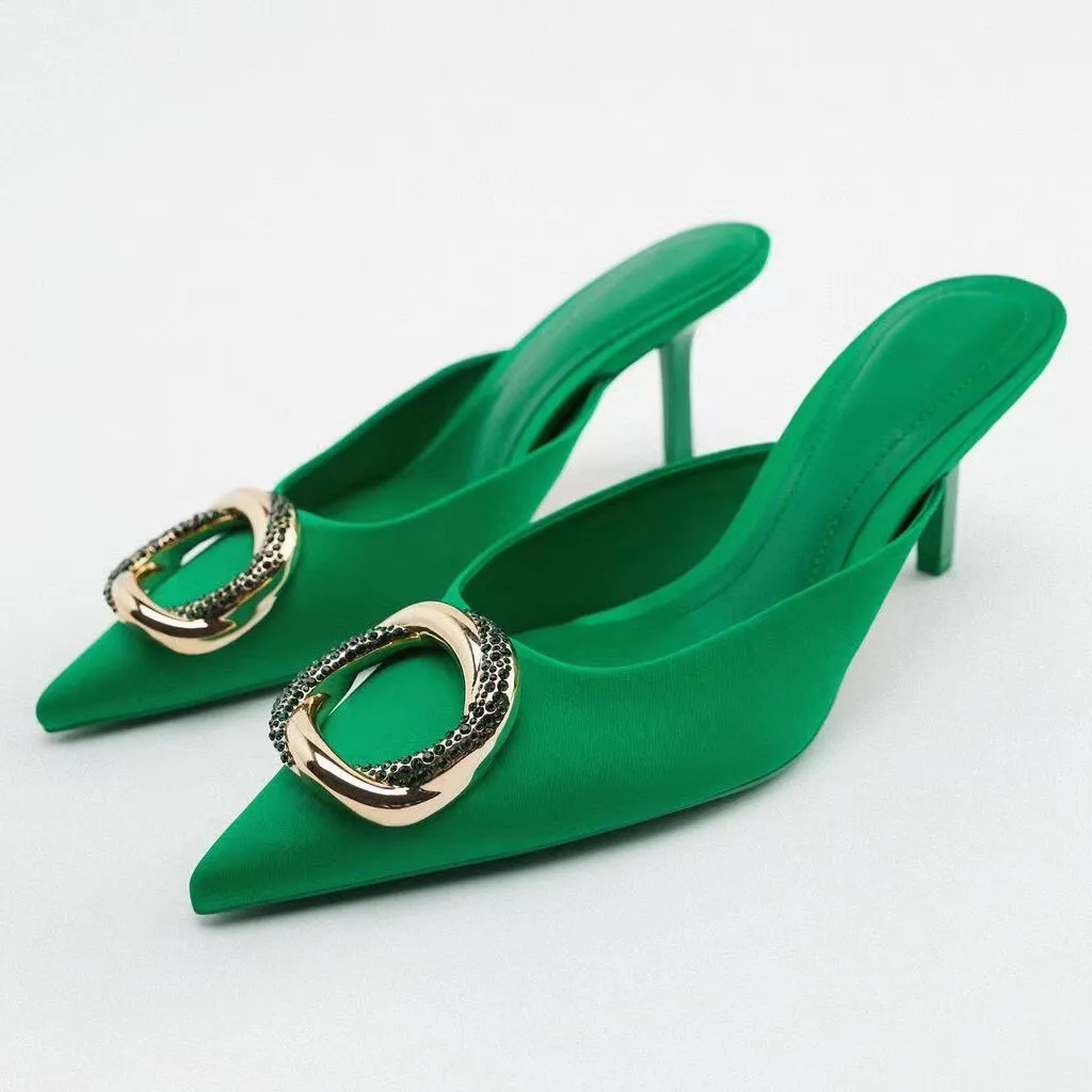 Shoes Low Fabric Rome Basic Hoof Heels PU Silk TPR Low Shoes PU Fabric Silk Hoof Heels Rome TPR
Shoes Low Fabric Rome Basic Hoof Heels PU Silk TPR Low Shoes PU Fabric Silk Hoof Heels Rome TPR