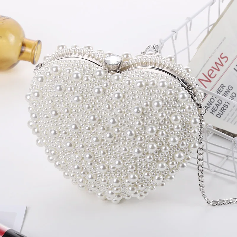 New Pearl Dinner Bag Japanese Style Women's Heart shaped Evening Bag Fashion Handheld Bag Single Chain Strap Crossbody Bag
New Pearl Dinner Bag Japanese Style Women's Heart shaped Evening Bag Fashion Handheld Bag Single Chain Strap Crossbody Bag