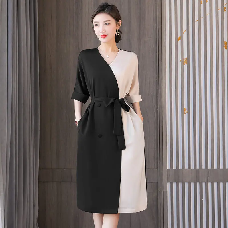 Fashion Splice Lady's Mulberry Silk V-Neck A-Line Dress With Girdle 2022 Summer Short Sleeve Elegant OL Office Work Dress h1120
Fashion Splice Lady's Mulberry Silk V-Neck A-Line Dress With Girdle 2022 Summer Short Sleeve Elegant OL Office Work Dress h1120