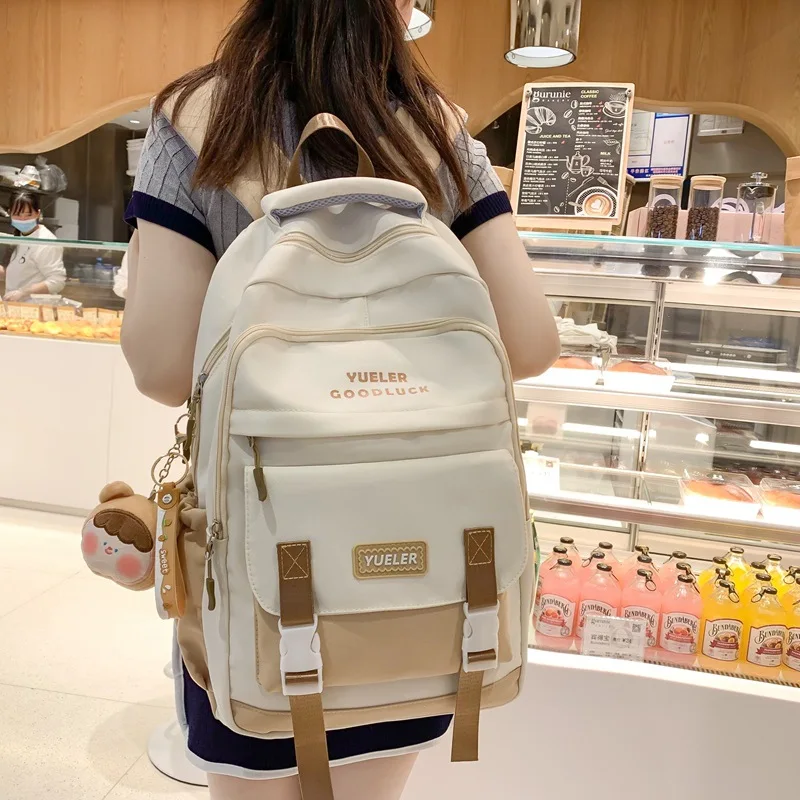 2023 Summer New Contrast Large Capacity Letter Backpack Street Student Fresh Outdoor Backpack
2023 Summer New Contrast Large Capacity Letter Backpack Street Student Fresh Outdoor Backpack