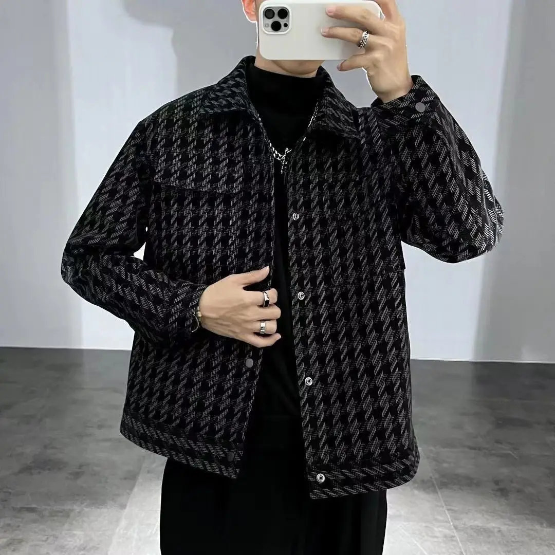 2023 Men Jacket Fashion Button Lapel-up Spring Autumn Turn-down Collar Retro Coats Casual Jackets Plaid Male Outerwear U291
2023 Men Jacket Fashion Button Lapel-up Spring Autumn Turn-down Collar Retro Coats Casual Jackets Plaid Male Outerwear U291