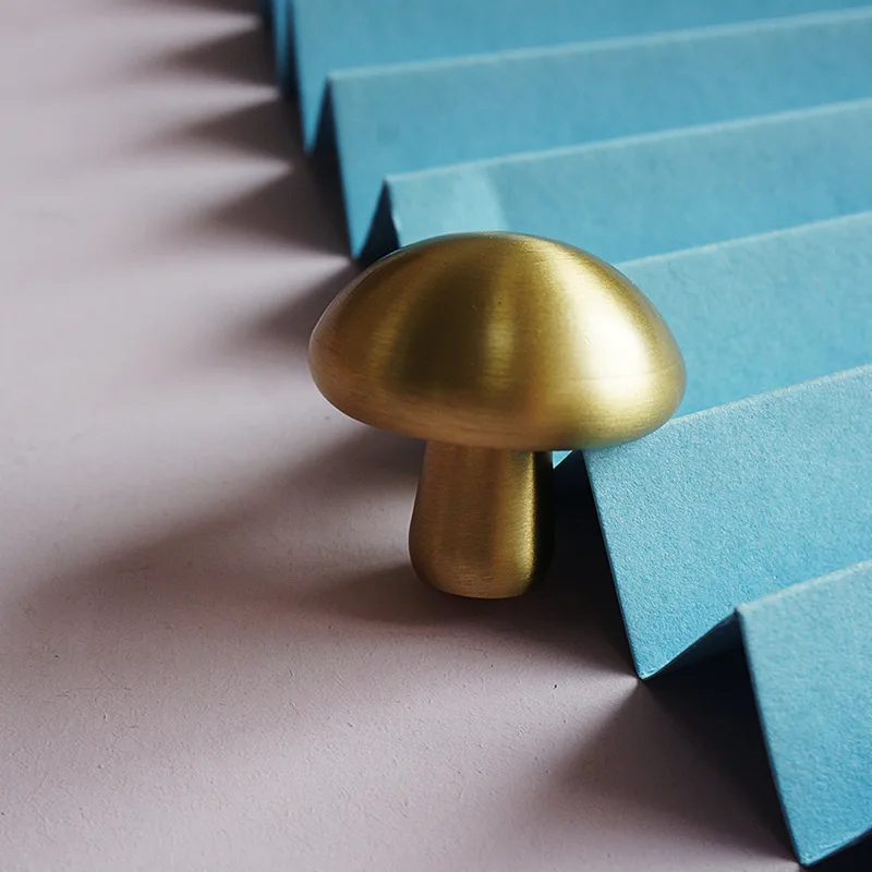 1 Pcs Nordic Mushroom Brass Handle Wardrobe Cabinet Drawer Knobs Children's Room Furniture Handles Single Hole Door Pulls
1 Pcs Nordic Mushroom Brass Handle Wardrobe Cabinet Drawer Knobs Children's Room Furniture Handles Single Hole Door Pulls