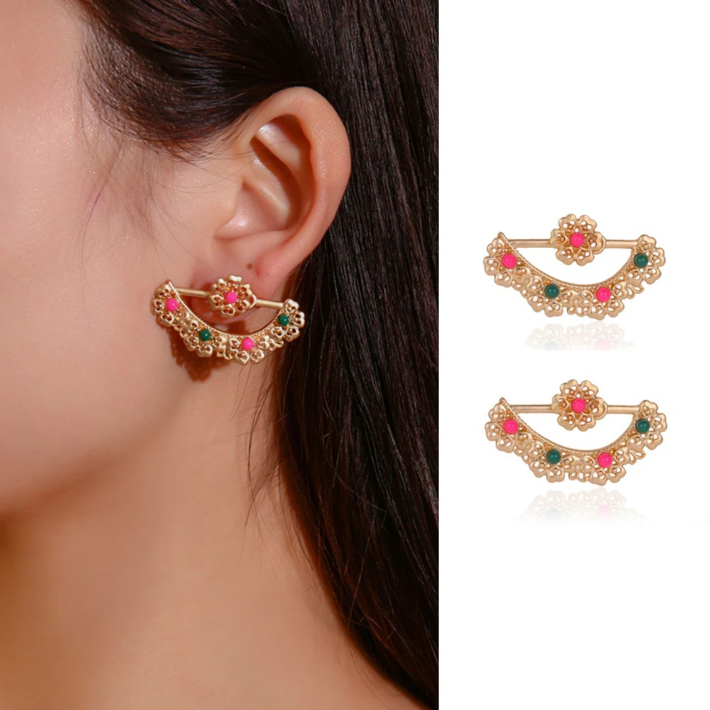 Ethnic Metal Flower Earrings For Women Temperament Hollow out Fan Shaped Ear Studs Palace Style Small Earrings Dinner Jewelry 
Ethnic Metal Flower Earrings For Women Temperament Hollow out Fan Shaped Ear Studs Palace Style Small Earrings Dinner Jewelry