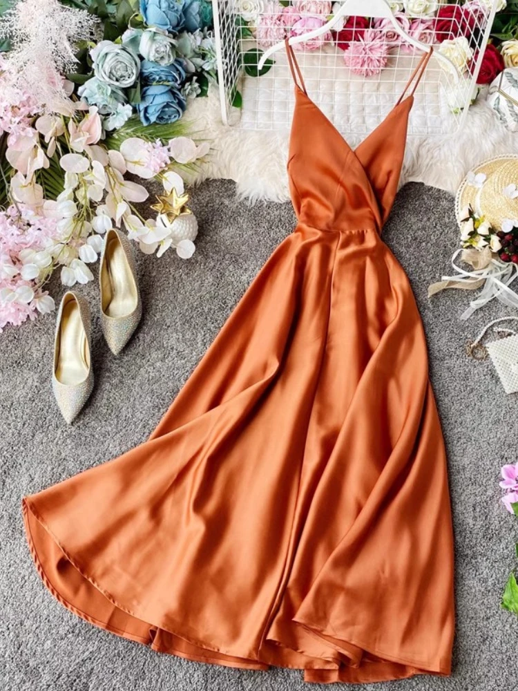 Платье женское атласное на бретелях-спагетти, элегантная повседневная приталенная однотонная Модная рубашка-трапеция без рукавов, на лето
Платье женское атласное на бретелях-спагетти, элегантная повседневная приталенная однотонная Модная рубашка-трапеция без рукавов, на лето