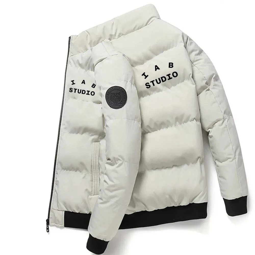 2023 Winter Men's IAB STUDIO Warm Jacket Cold proof Coat Letter Print PARKA Down Cotton Fill Brand Standing Neck Zipper Shirt
2023 Winter Men's IAB STUDIO Warm Jacket Cold proof Coat Letter Print PARKA Down Cotton Fill Brand Standing Neck Zipper Shirt