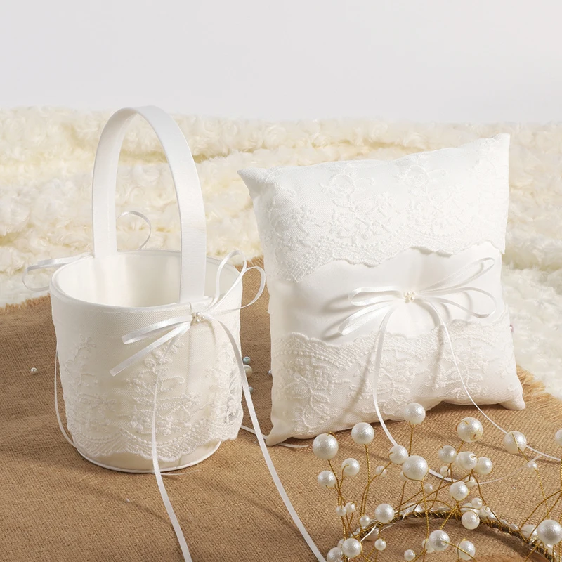 White Wedding Ring Pillow Basket for Flower Girls Lace Pearl Basket Ring Pillow and Set Wedding Decoration Event Party Supplies 
White Wedding Ring Pillow Basket for Flower Girls Lace Pearl Basket Ring Pillow and Set Wedding Decoration Event Party Supplies