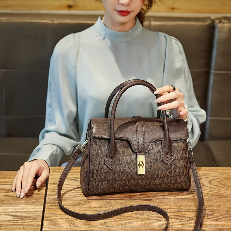 KUROYABU Fashion Trend HKMK Printing Bags Personality Crossbody Shoulder Bags Temperament Women Messenger Bags Chic Leather Bags
KUROYABU Fashion Trend HKMK Printing Bags Personality Crossbody Shoulder Bags Temperament Women Messenger Bags Chic Leather Bags