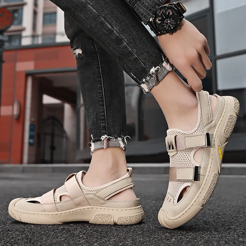 High Quality Cow Leather Sandals for Men Summer Closed Toe Brathable Men's Platform Sports Sandals Outdoor Casual Beach Shoes
High Quality Cow Leather Sandals for Men Summer Closed Toe Brathable Men's Platform Sports Sandals Outdoor Casual Beach Shoes