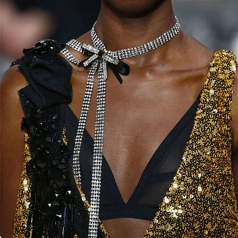 Роскошное модное женское ожерелье с бантом, пикантная цепочка до ключиц для вечерние него ужина, свадебные ювелирные аксессуары, оптовая пр...
Роскошное модное женское ожерелье с бантом, пикантная цепочка до ключиц для вечерние него ужина, свадебные ювелирные аксессуары, оптовая пр...