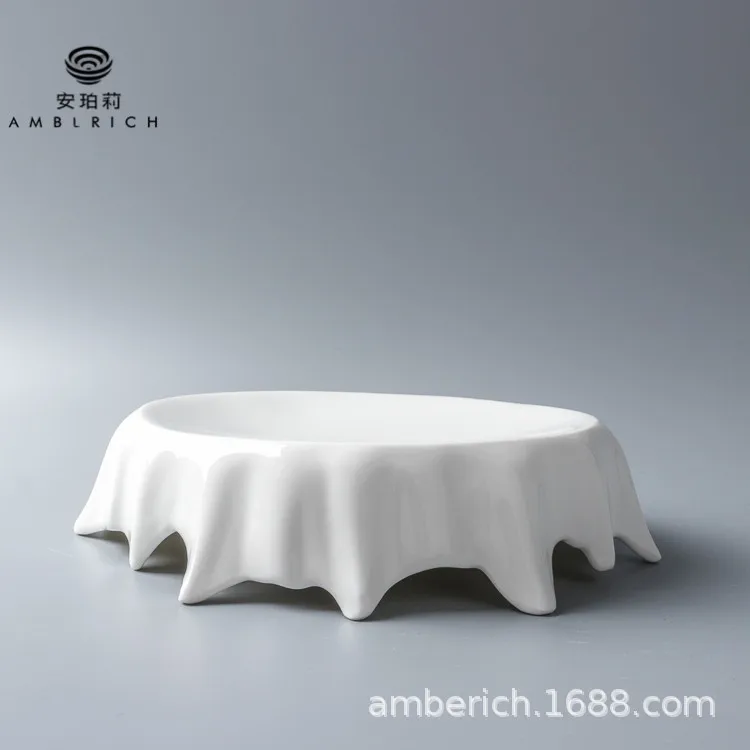 New high round table hotel main course 12 inch fried beef plate origin source ceramic tableware
New high round table hotel main course 12 inch fried beef plate origin source ceramic tableware