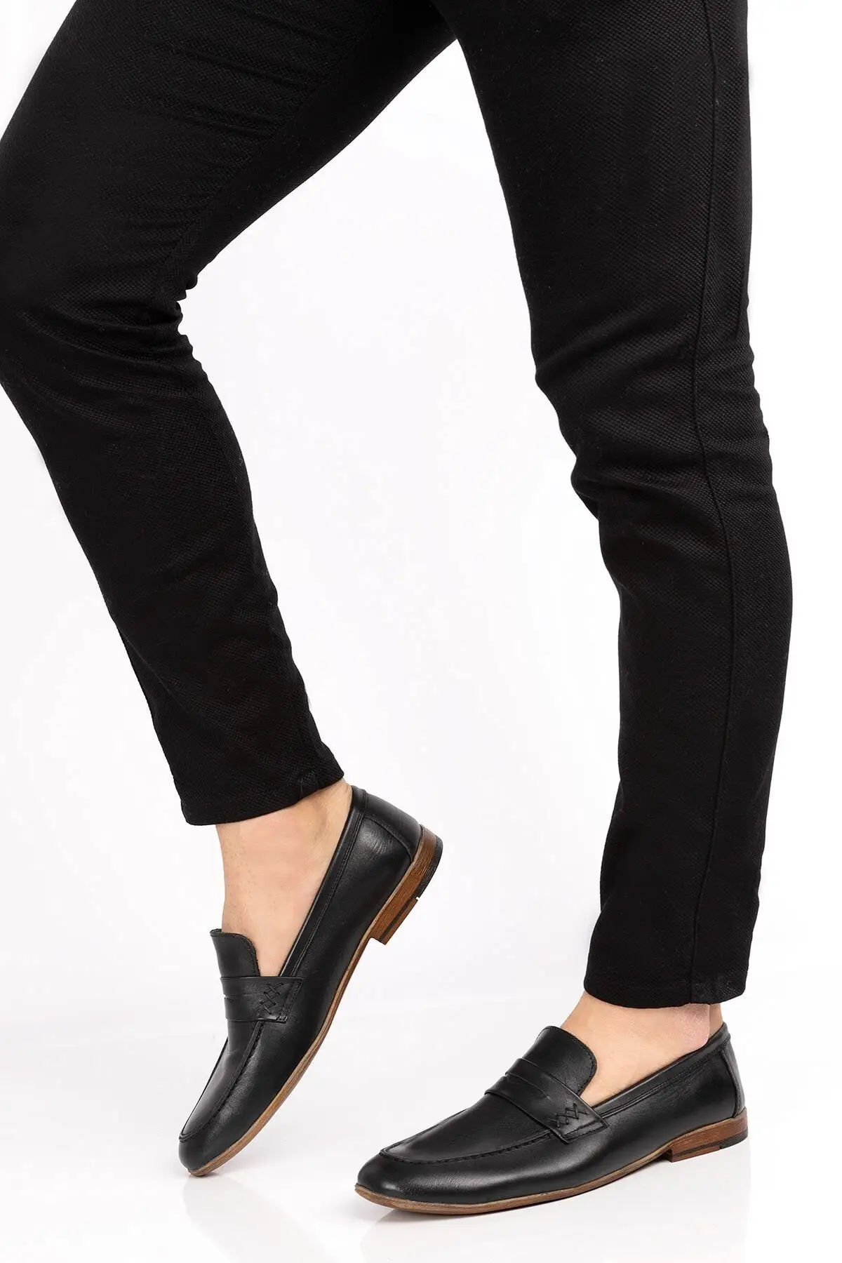 Men's Shoes Genuine Leather Black Loafer Casual Summer New Style Men Loafers Soft Comfortable Comfortable Shoes
Men's Shoes Genuine Leather Black Loafer Casual Summer New Style Men Loafers Soft Comfortable Comfortable Shoes