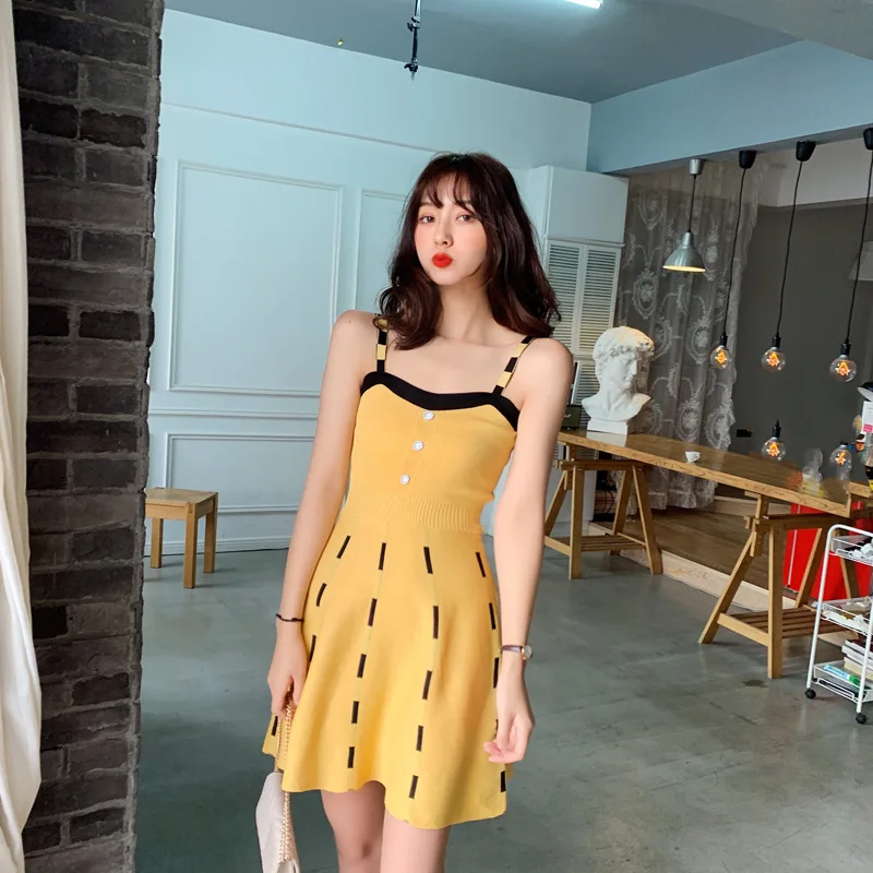 Summer new style suspender skirt pregnant women's medium long a-line knitted dress White
Summer new style suspender skirt pregnant women's medium long a-line knitted dress White
