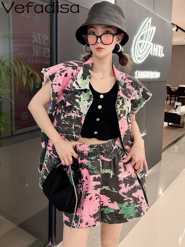 Vefadisa 2023 Summer New Printed Denim Vest + Short Matching Set Women Two-piece Set Loose Oversized ZXF247B
Vefadisa 2023 Summer New Printed Denim Vest + Short Matching Set Women Two-piece Set Loose Oversized ZXF247B