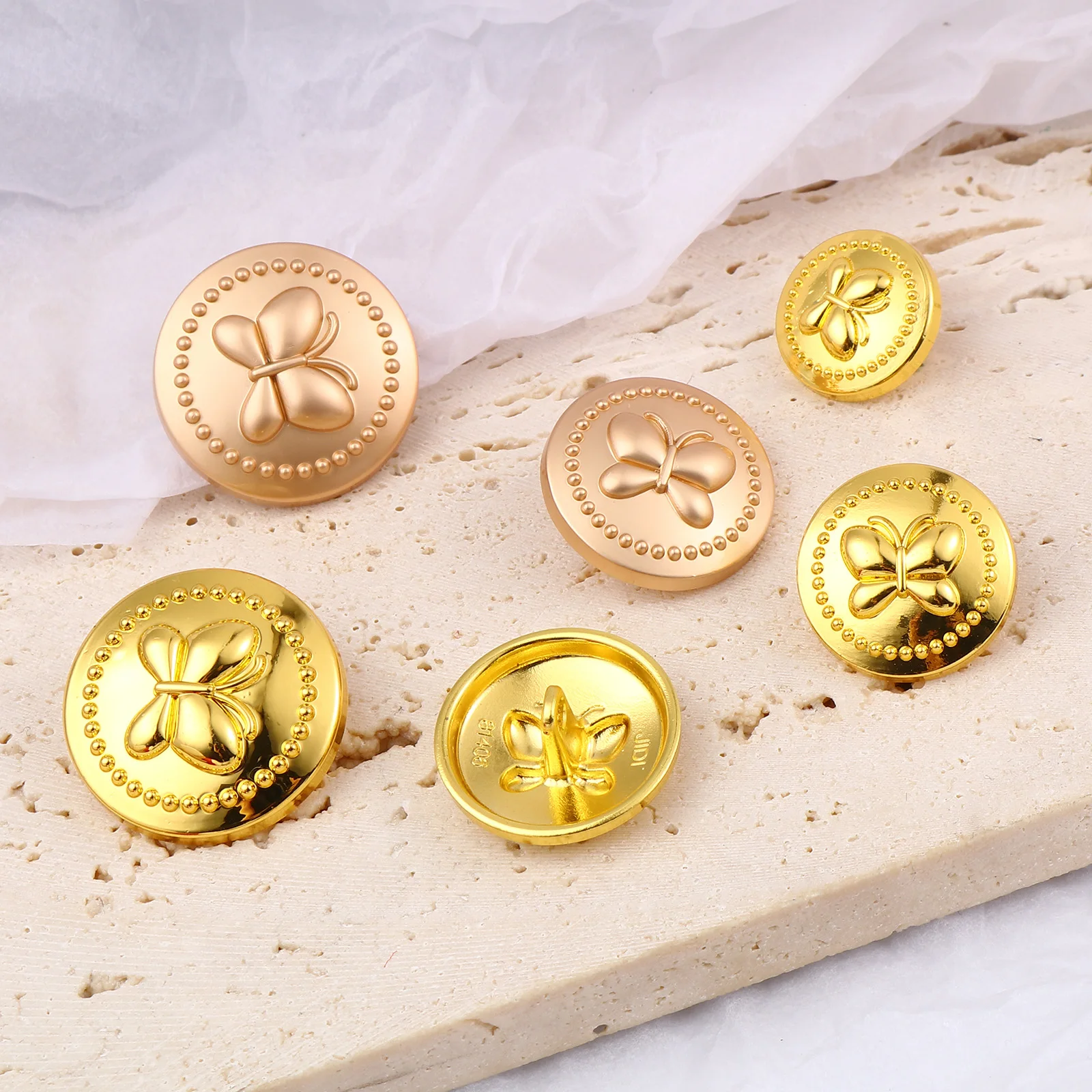 

5PCs 15-23mm New Insect Metal Sewing Shank Buttons Single Hole Round Butterfly Carved Buttons DIY Garment Coat Sewing Crafts,