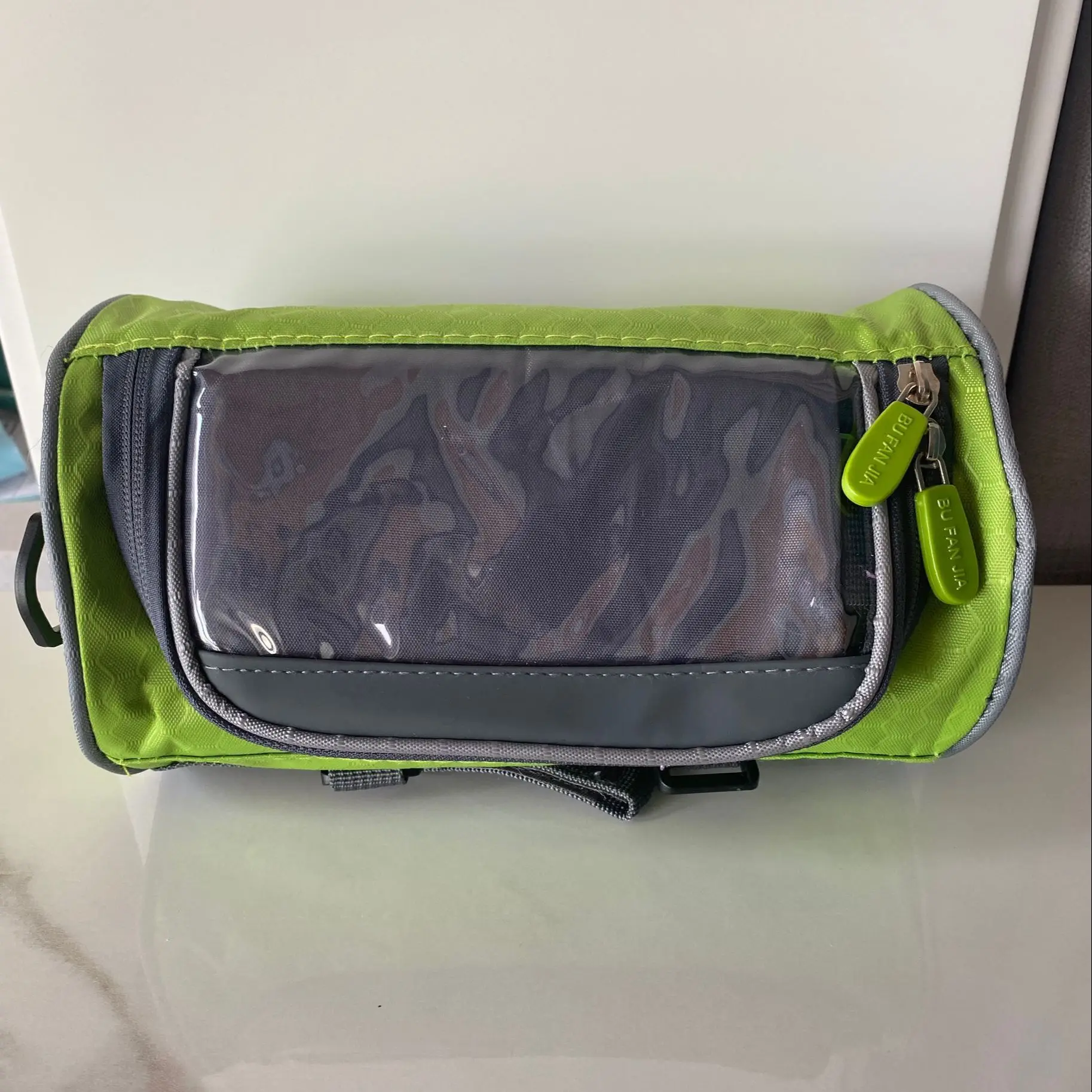 Cycling Tube Bag Waterproof Bike Bag Front Bicycle Bag MTB Road Handlebar Pannier Multi-purpose Large Capacity Backpack
Cycling Tube Bag Waterproof Bike Bag Front Bicycle Bag MTB Road Handlebar Pannier Multi-purpose Large Capacity Backpack